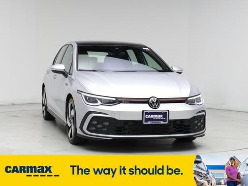 2022 Volkswagen Golf GTI SE