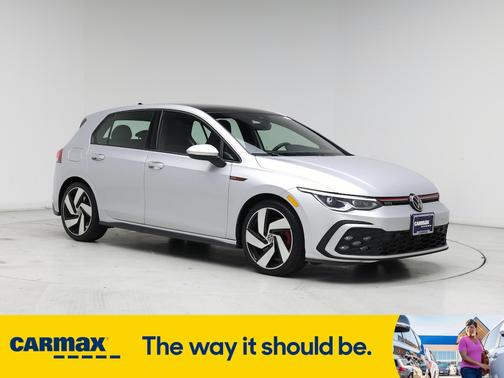 2022 Volkswagen Golf GTI SE