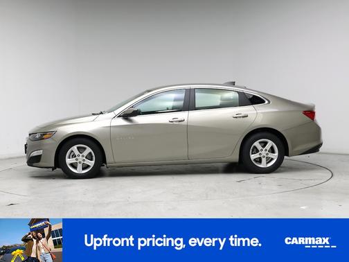 Gold 2022 Chevrolet Malibu LS