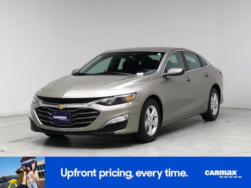Gold 2022 Chevrolet Malibu LS