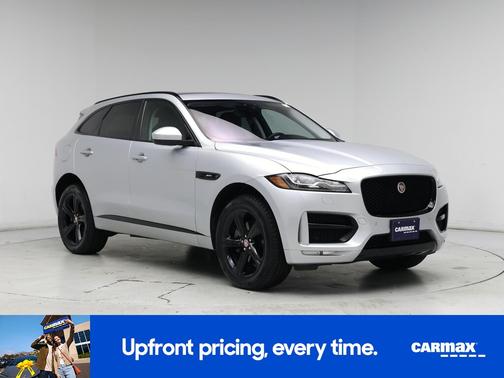 2017 Jaguar F-PACE R-Sport