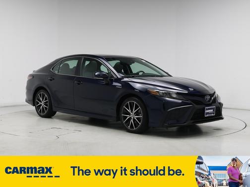 2021 Toyota Camry Hybrid SE