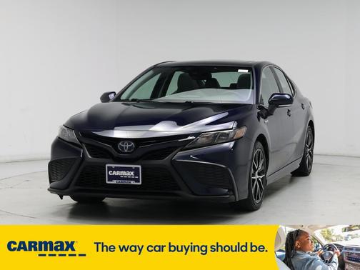 2021 Toyota Camry Hybrid SE