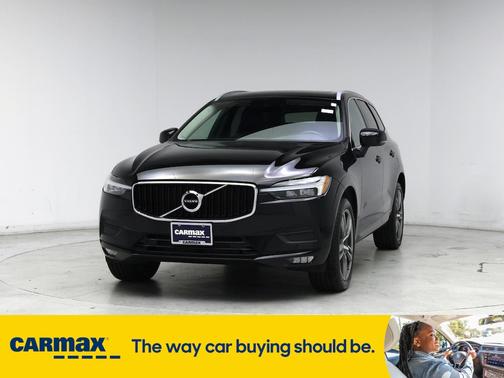 2021 Volvo XC60 T5 Momentum