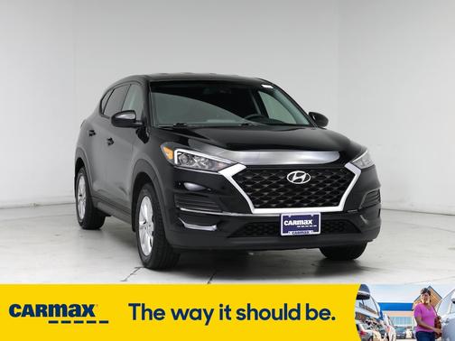 2021 Hyundai TUCSON SE