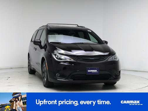 2019 Chrysler Pacifica Hybrid Touring L