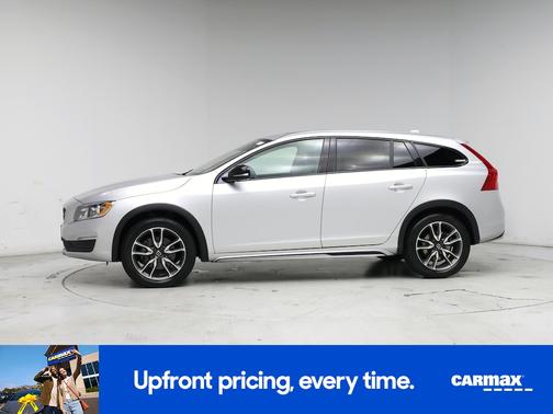 2017 Volvo V60 Cross Country T5