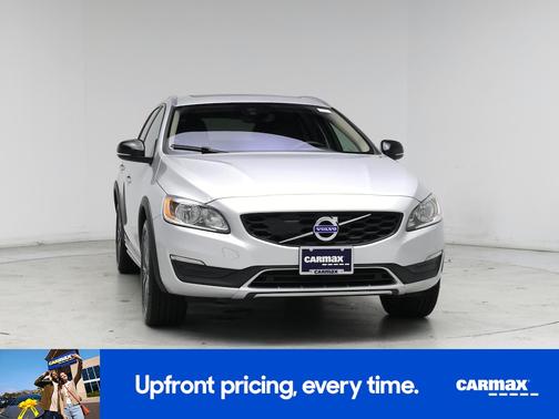 2017 Volvo V60 Cross Country T5
