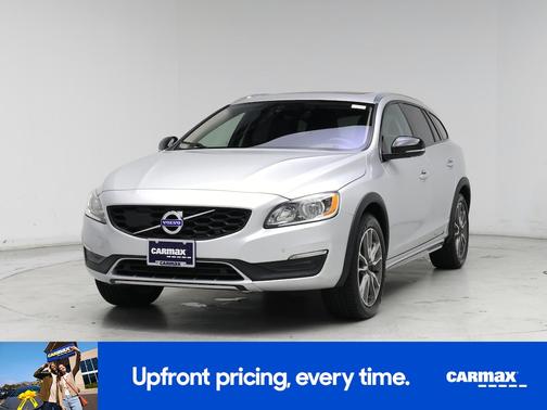 2017 Volvo V60 Cross Country T5