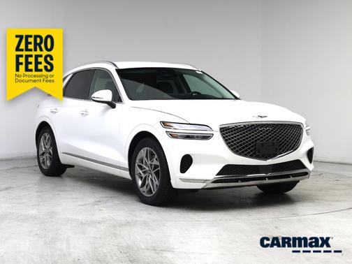 White 2025 Genesis GV70