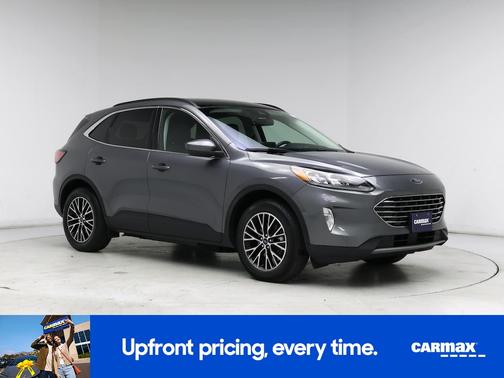 2021 Ford Escape Titanium