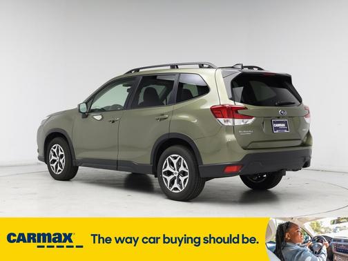 2024 Subaru Forester Premium