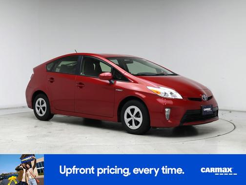 Red 2015 Toyota Prius Two