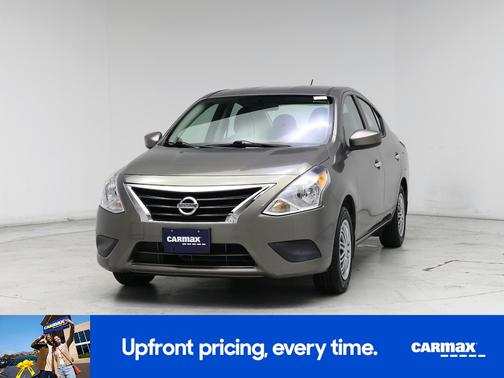 2015 Nissan Versa SV