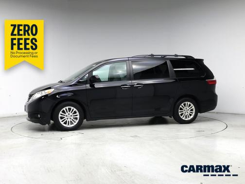 Black 2017 Toyota Sienna XLE