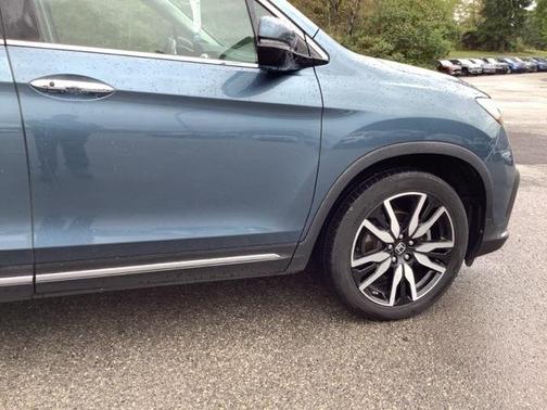 2021 Honda Pilot Touring 7-Passenger