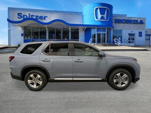 Sonic Gray Pearl 2026 Honda Pilot EX-L