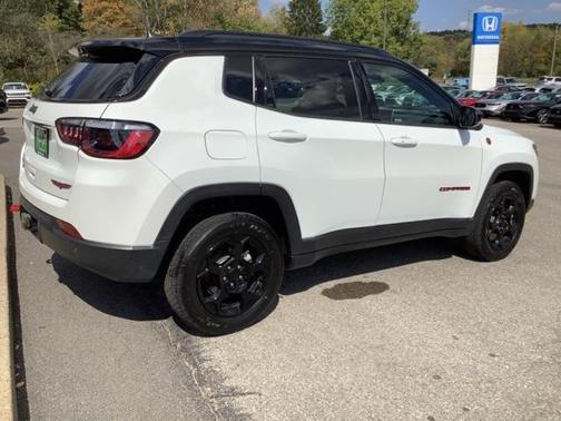 2024 Jeep Compass Trailhawk