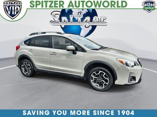 Desert Khaki 2017 Subaru Crosstrek 2.0i Premium