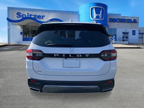 White Diamond Pearl 2026 Honda Pilot EX-L