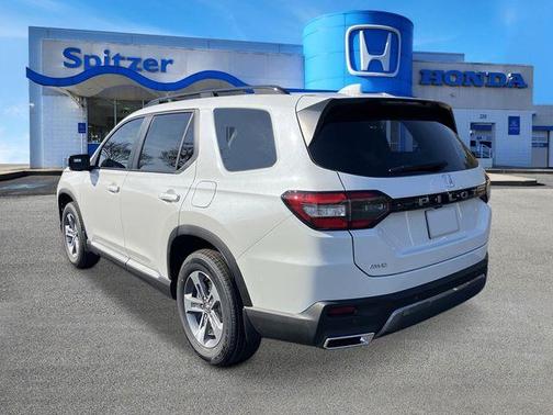 White Diamond Pearl 2026 Honda Pilot EX-L