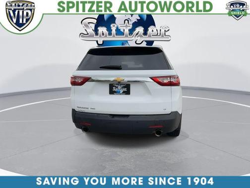 Summit White 2020 Chevrolet Traverse LT Cloth
