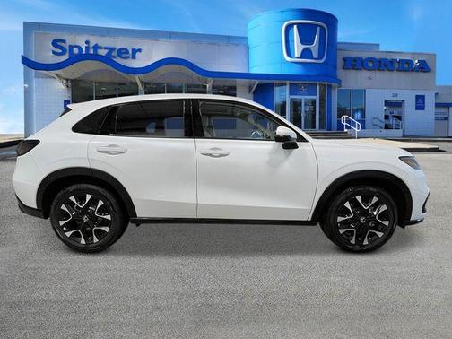 Platinum White Pearl 2026 Honda HR-V EX-L