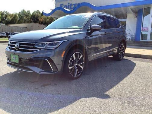 2022 Volkswagen Tiguan 2.0T SEL R-Line