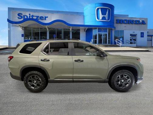 2026 Honda Pilot TrailSport