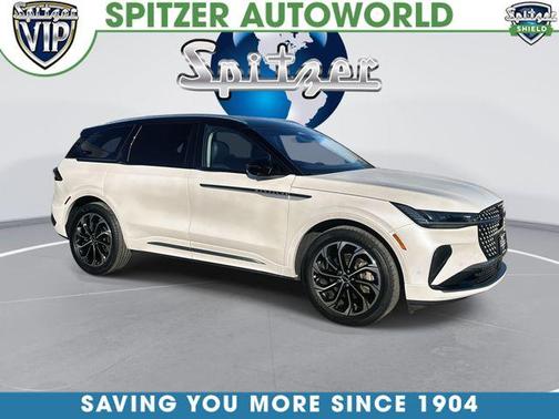 2024 Lincoln Nautilus Reserve