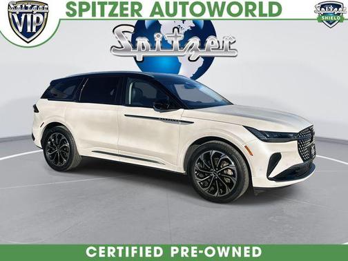 2024 Lincoln Nautilus Reserve