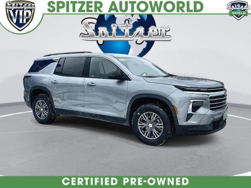 2025 Chevrolet Traverse LT