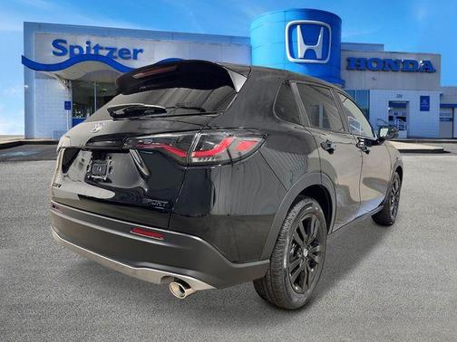 Deep Ocean Pearl 2027 Honda HR-V Sport