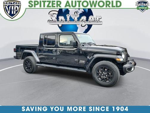 2023 Jeep Gladiator Overland