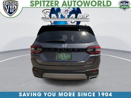 Modern Steel Metallic 2024 Honda Pilot Elite