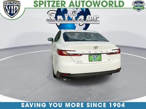 Ice 2025 Toyota Camry SE