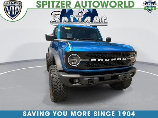 Velocity Blue Metallic 2022 Ford Bronco Black Diamond