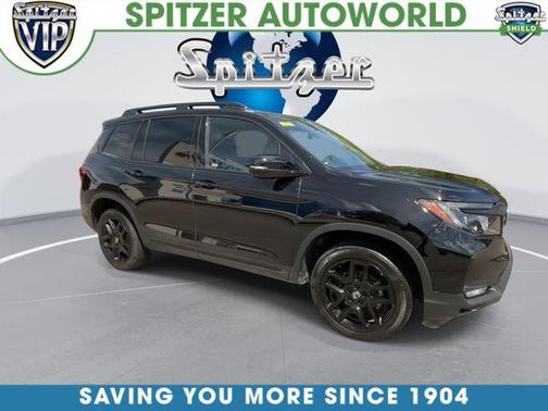 Crystal Black Pearl 2024 Honda Passport Black Edition