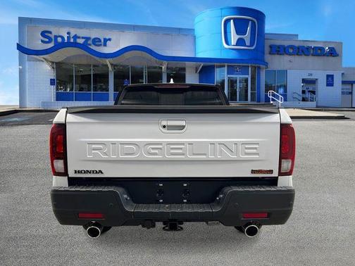 Platinum White Pearl 2026 Honda Ridgeline TrailSport