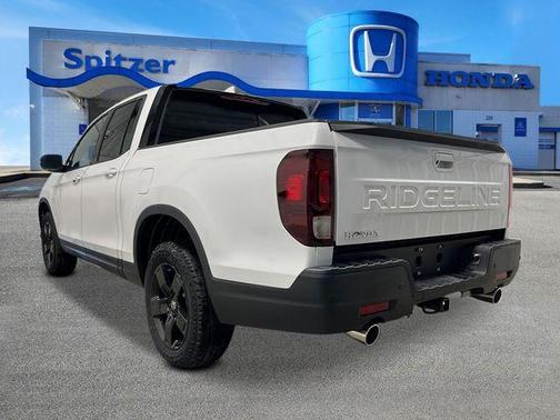 Platinum White Pearl 2026 Honda Ridgeline Black Edition