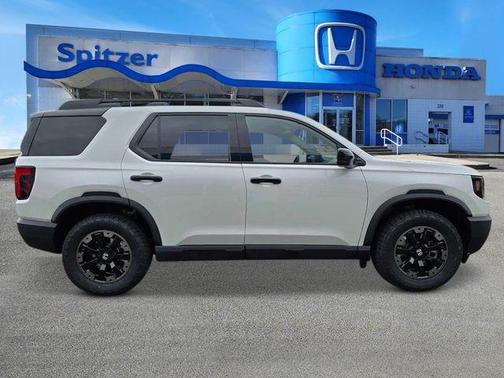Platinum White Pearl 2026 Honda Passport TrailSport Elite