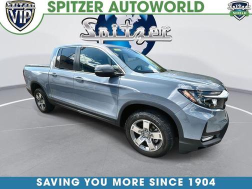 Modern Steel Metallic 2024 Honda Ridgeline RTL