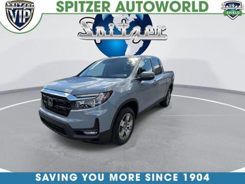 Modern Steel Metallic 2024 Honda Ridgeline RTL