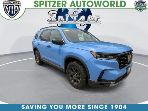 Sky 2025 Honda Pilot TrailSport