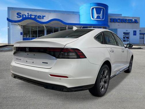 Platinum White Pearl 2026 Honda Accord Hybrid EX-L