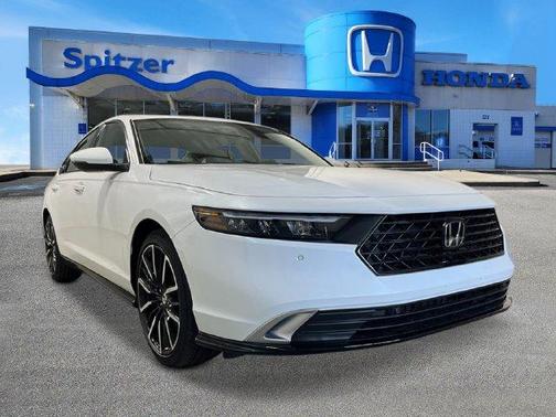 Platinum White Pearl 2026 Honda Accord Hybrid Touring