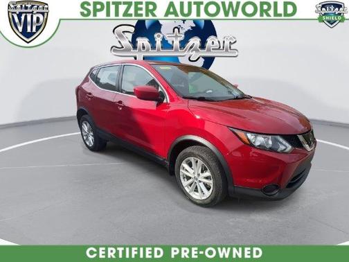 Palatial Ruby 2018 Nissan Rogue Sport S