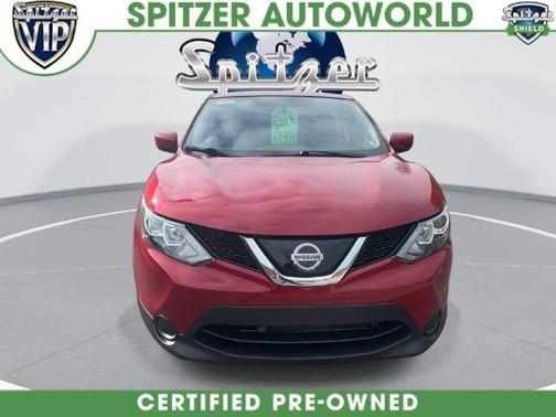 Palatial Ruby 2018 Nissan Rogue Sport S