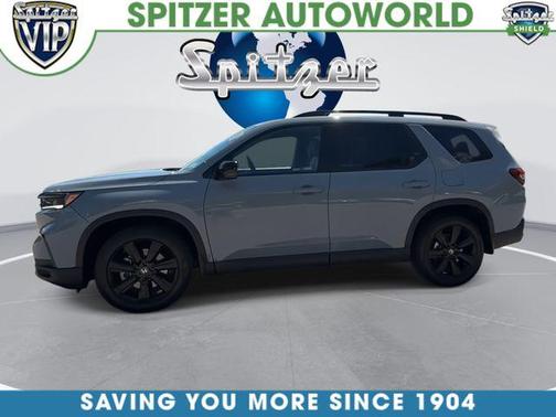 Sonic Gray Pearl 2025 Honda Pilot Black Edition