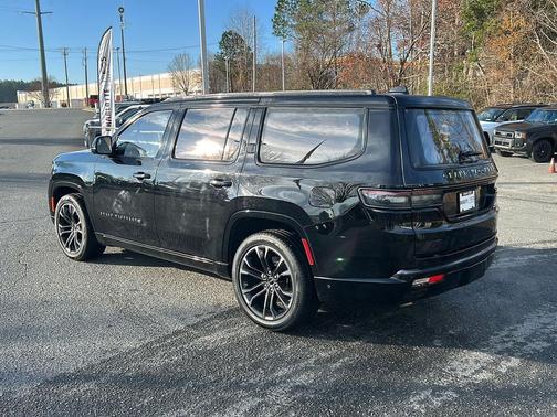 2023 Jeep Grand Wagoneer Obsidian 4x4